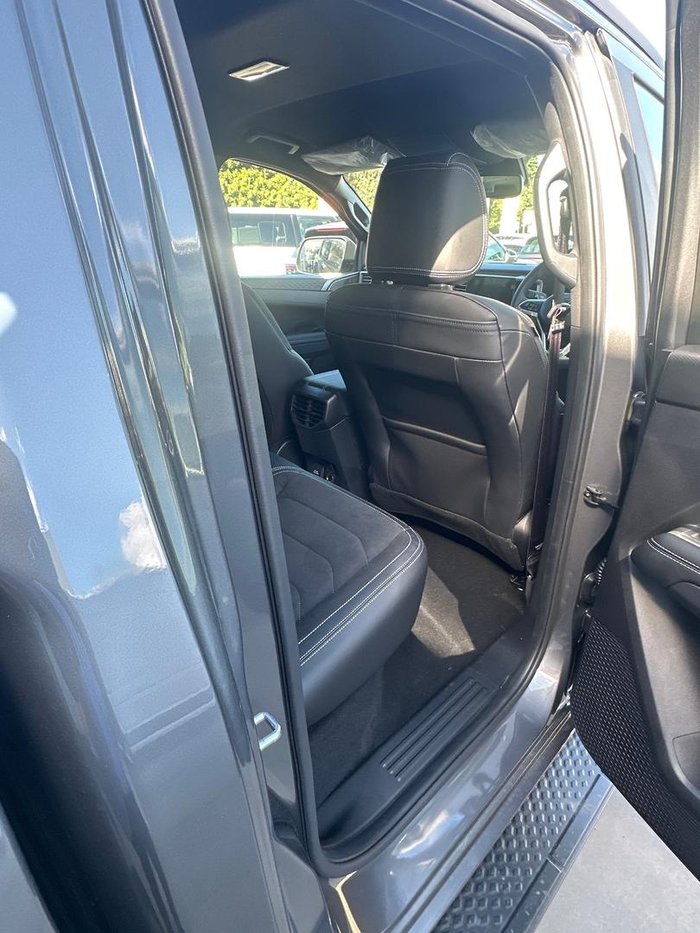 2026 Volkswagen Amarok TDI600 Dark Label