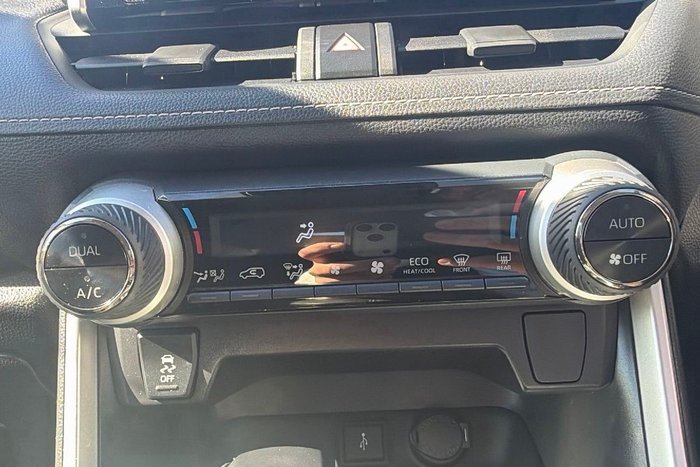 2021 Toyota RAV4 GXL