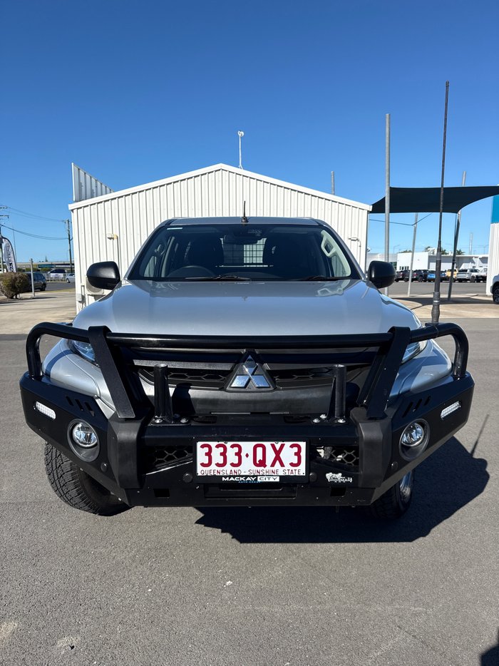 2022 Mitsubishi Triton GLX