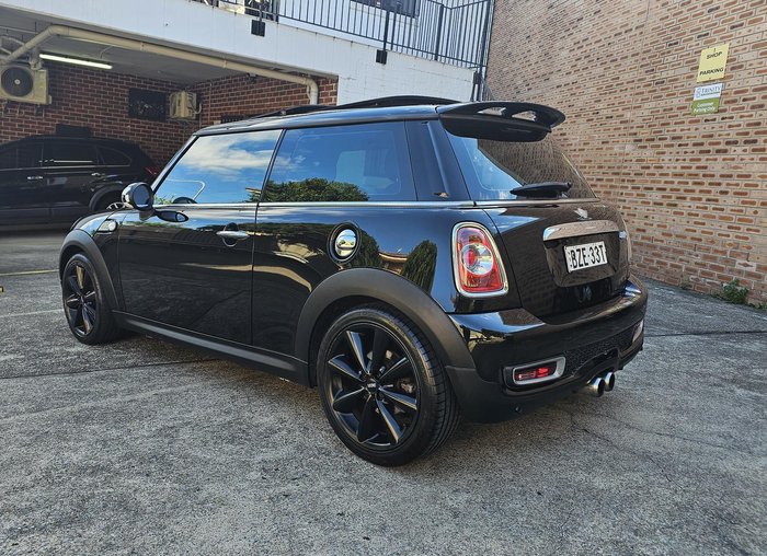 2011 MINI Hatch Cooper S