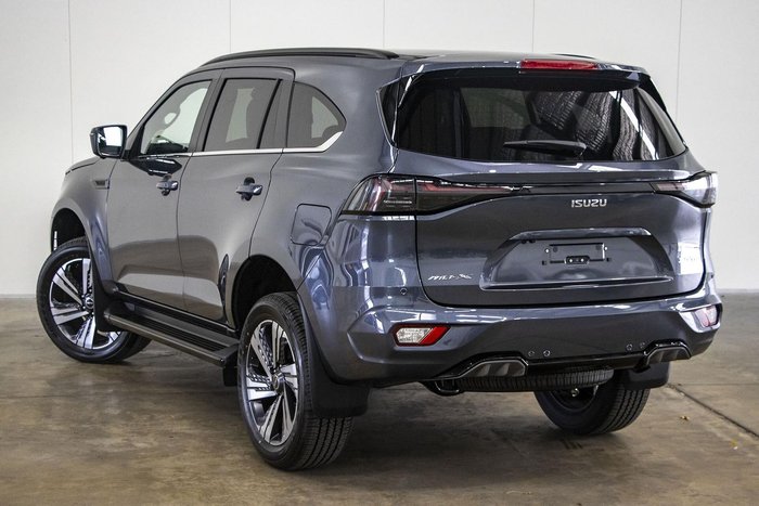 2026 Isuzu MU-X LS-T