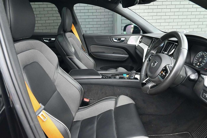 2021 Volvo XC60 T8 Polestar