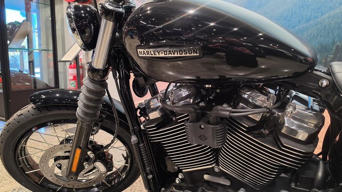 2026 Harley-Davidson Street Bob 117 (FXBB)