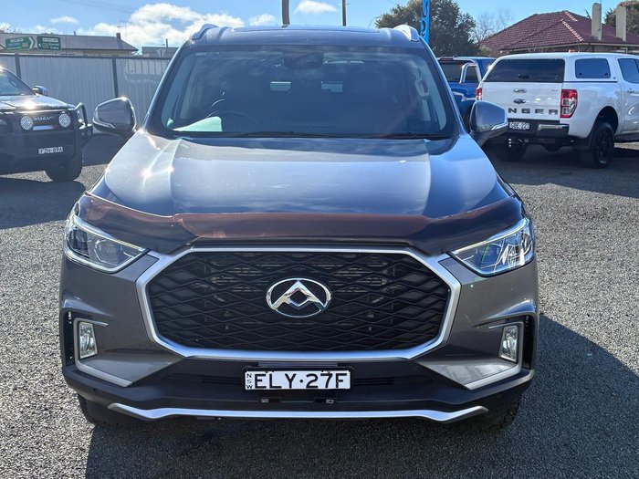 2020 LDV D90 Executive