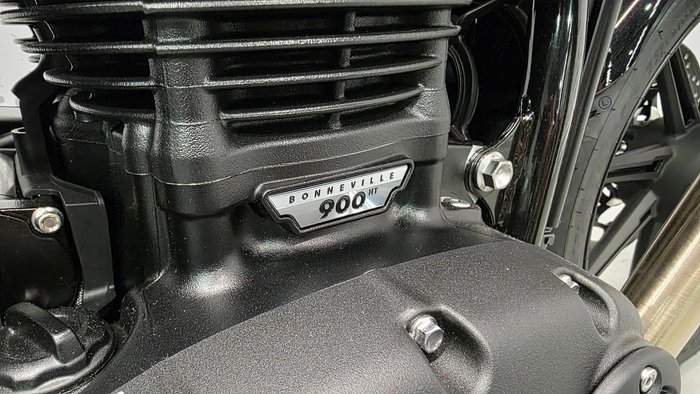 2026 Triumph Bonneville T100 (900cc) Bonneville Black