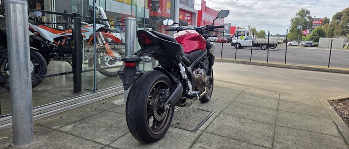 2025 Honda CB650R CB Red