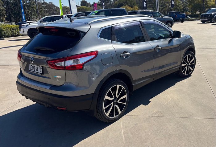 2016 Nissan QASHQAI Ti