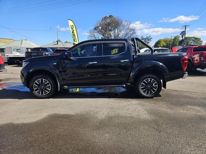 2020 Nissan Navara ST