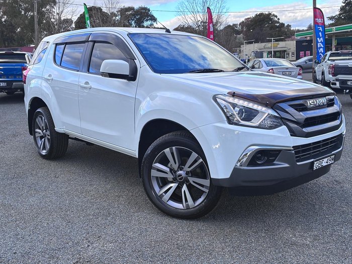 2020 Isuzu MU-X