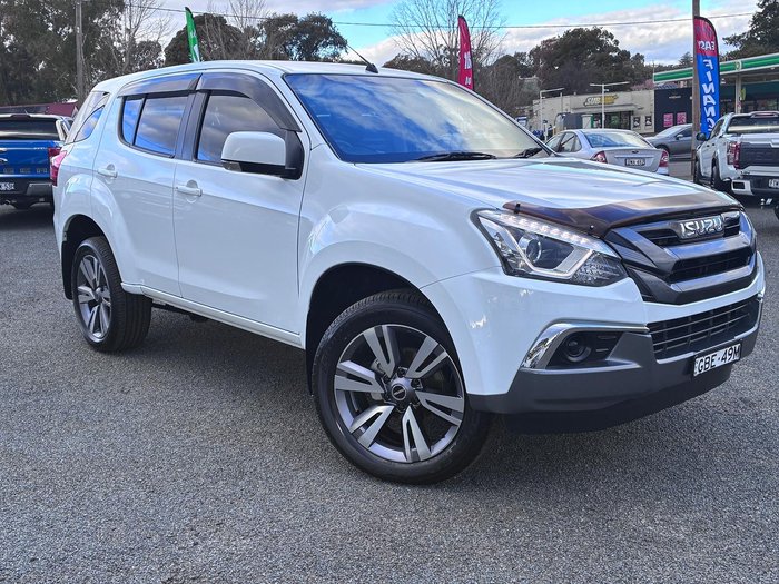 2020 Isuzu MU-X LS-M