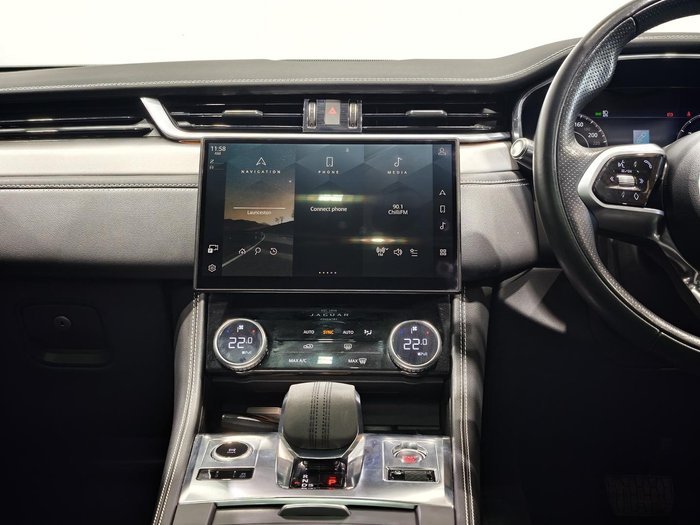 2021 Jaguar F-PACE P400 R-Dynamic SE
