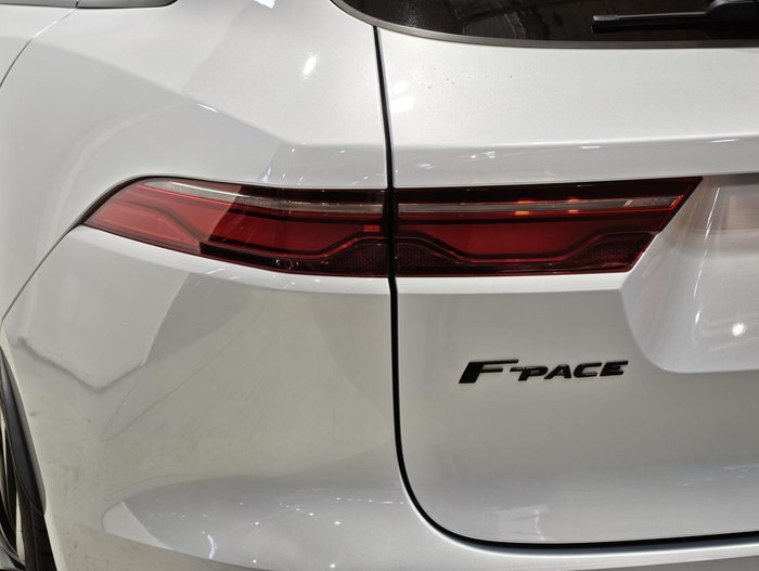 2021 Jaguar F-PACE P400 R-Dynamic SE