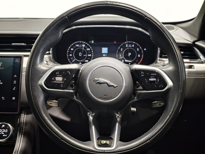 2021 Jaguar F-PACE P400 R-Dynamic SE