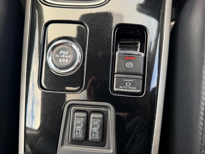 2020 Mitsubishi Outlander Exceed