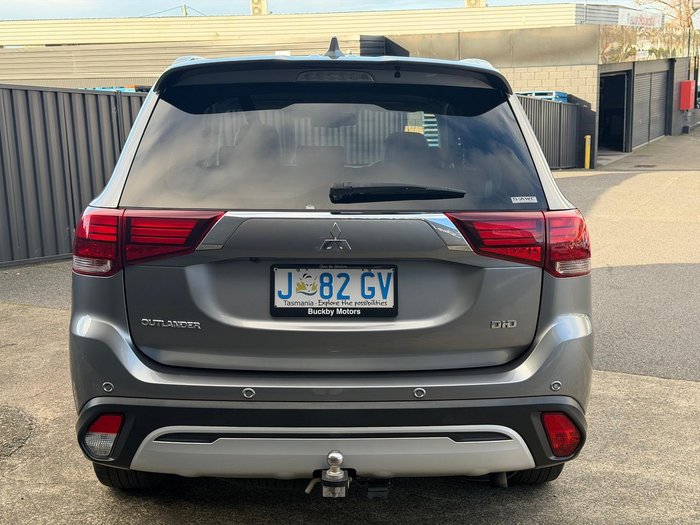 2020 Mitsubishi Outlander Exceed