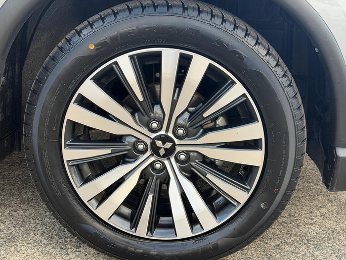 2020 Mitsubishi Outlander Exceed