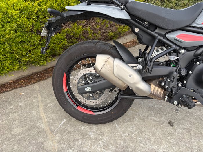 2024 Royal Enfield HIMALAYAN 450 SLATE SALT
