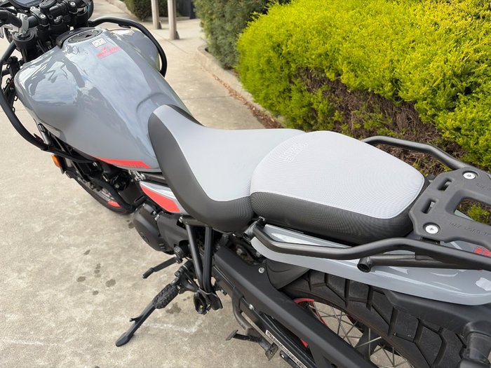 2024 Royal Enfield HIMALAYAN 450 SLATE SALT