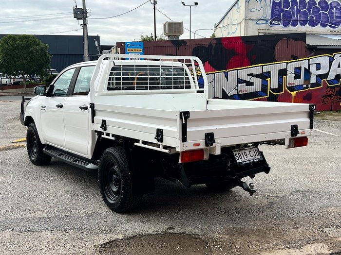 2020 Toyota Hilux SR