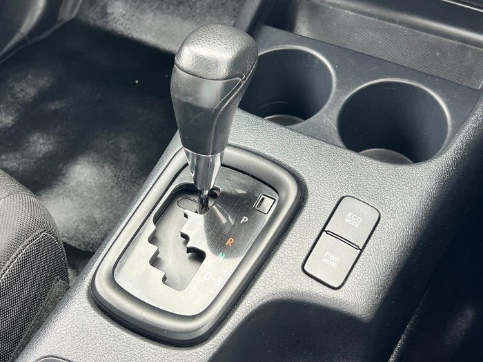 2020 Toyota Hilux SR