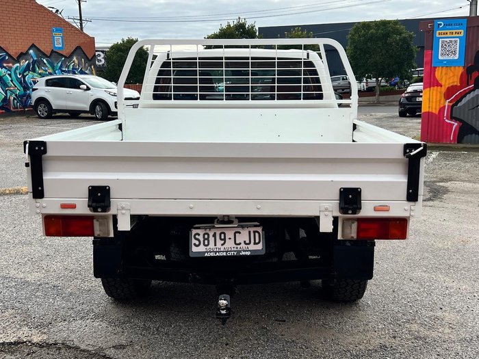 2020 Toyota Hilux SR