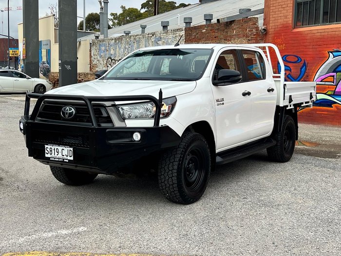2020 Toyota Hilux SR