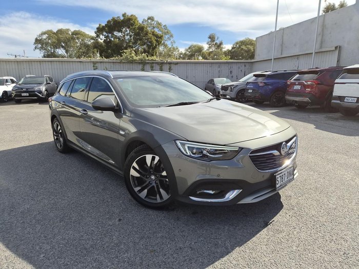 2017 Holden Calais