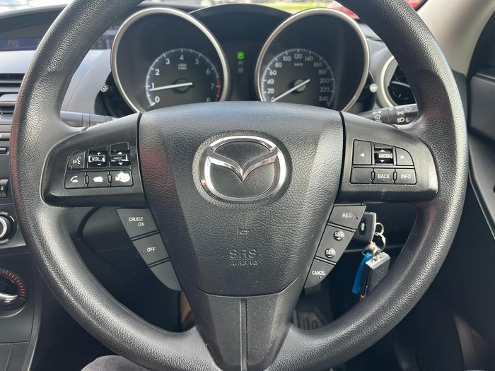 2013 Mazda 3 Neo