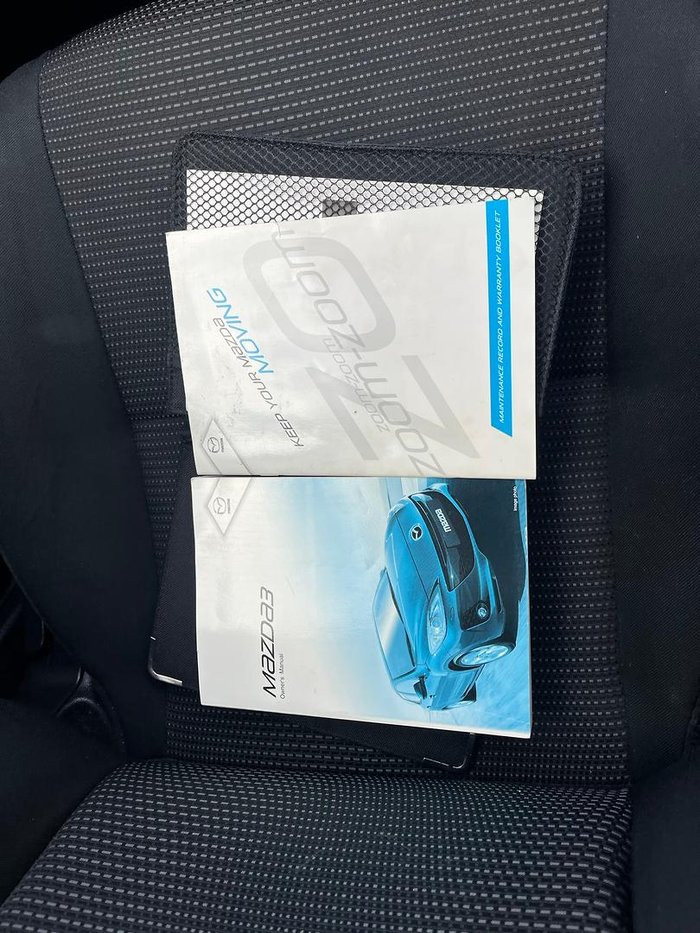 2013 Mazda 3 Neo