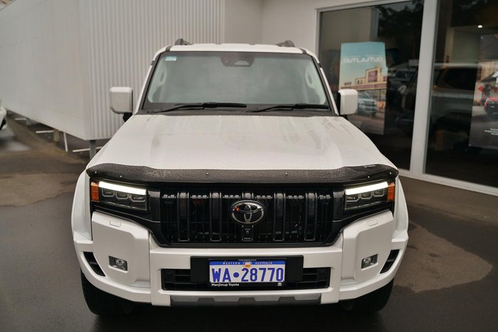 2025 Toyota Landcruiser Prado