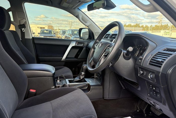 2022 Toyota Landcruiser Prado GX