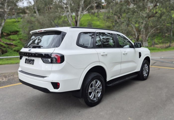 2023 Ford Everest Ambiente