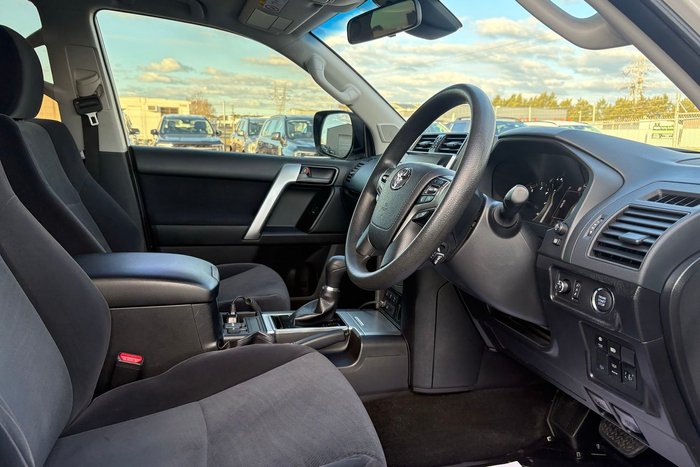 2022 Toyota Landcruiser Prado GX