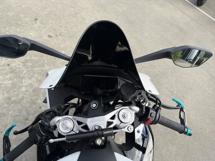 2025 CFMOTO 2025 CF Moto 650CC 675SR-R ABS NEBULA WHITE