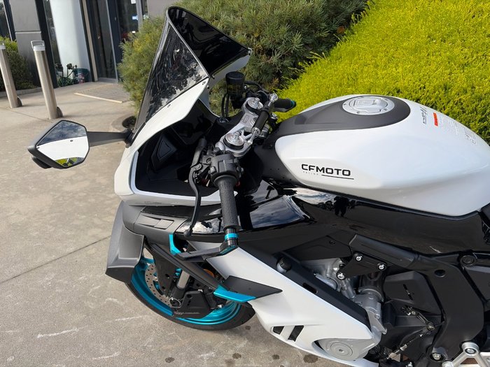 2025 CFMOTO 2025 CF Moto 650CC 675SR-R ABS NEBULA WHITE