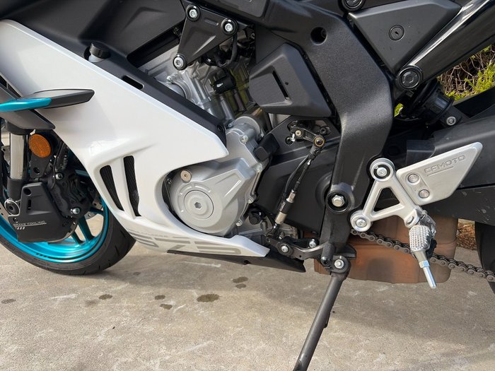 2025 CFMOTO 2025 CF Moto 650CC 675SR-R ABS NEBULA WHITE