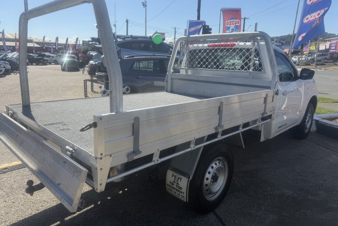 2019 NISSAN NAVARA RX (4x2)