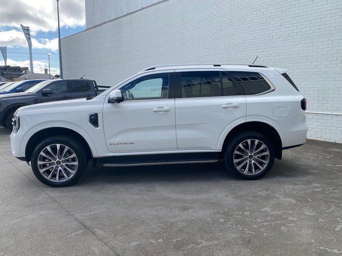 2024 Ford Everest Platinum