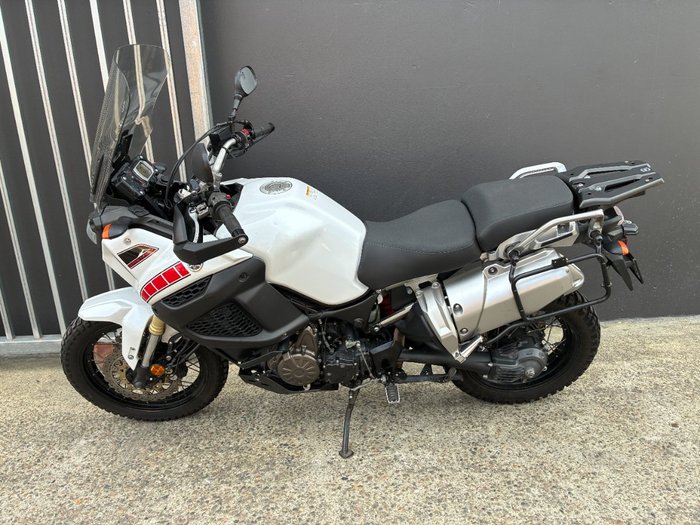 2011 Yamaha XTZ1200 SUPER TENERE WHITE
