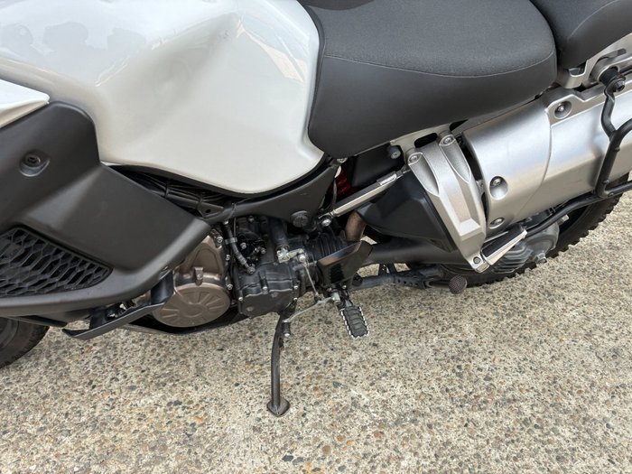 2011 Yamaha XTZ1200 SUPER TENERE WHITE