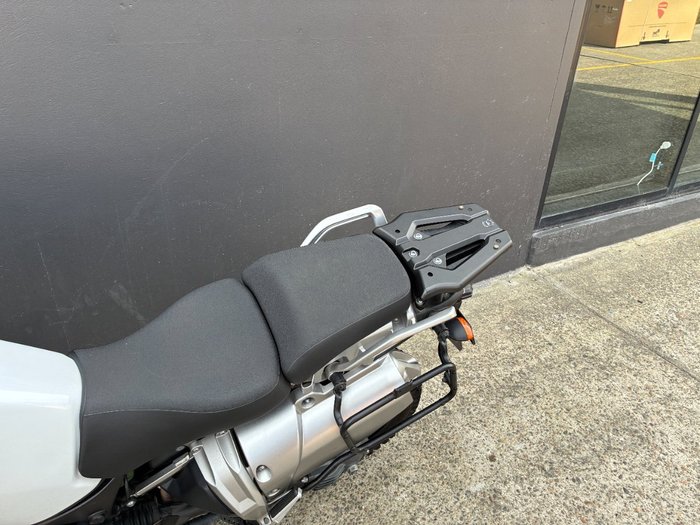 2011 Yamaha XTZ1200 SUPER TENERE WHITE