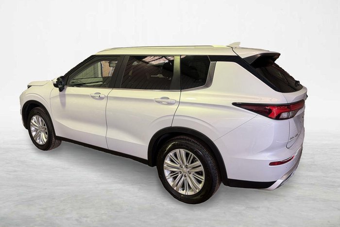2025 Mitsubishi Outlander