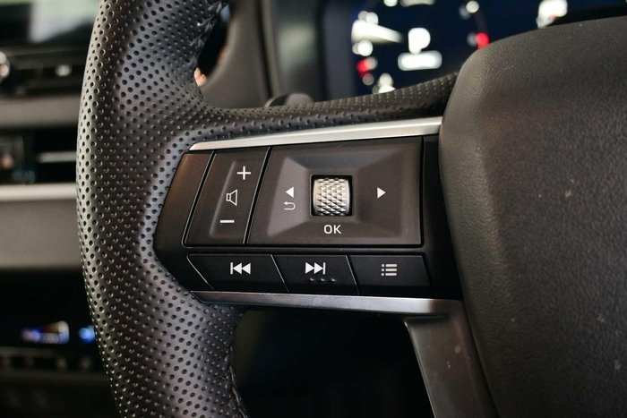 2025 Mitsubishi Outlander LS
