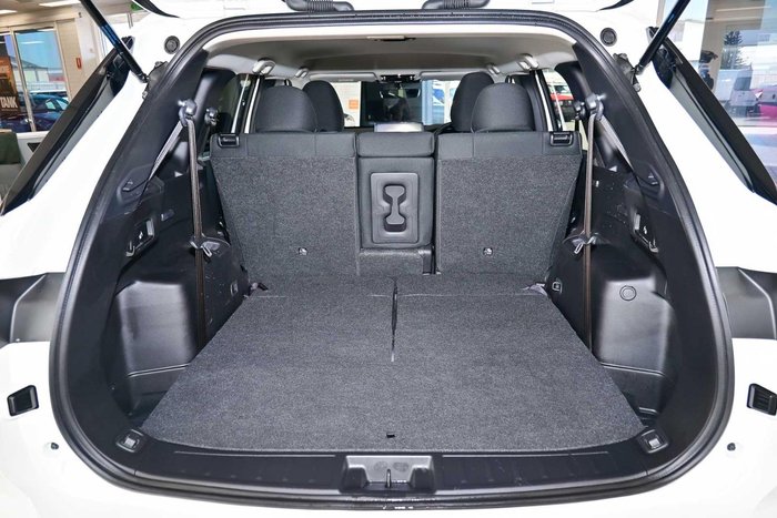 2025 Mitsubishi Outlander LS