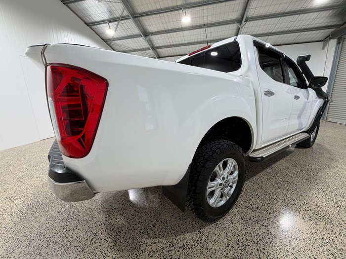 2015 Nissan Navara ST