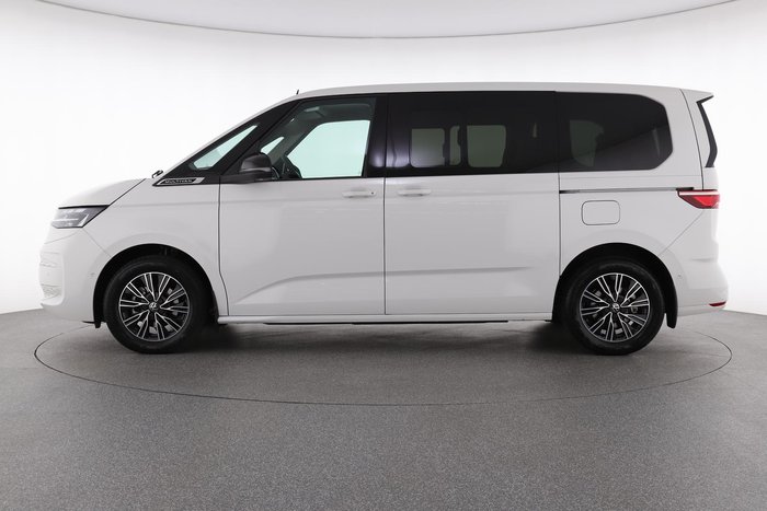 2025 Volkswagen Multivan TDI360 Life