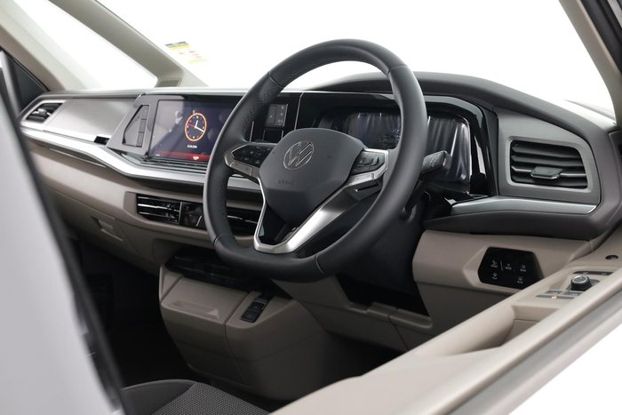 2025 Volkswagen Multivan TDI360 Life