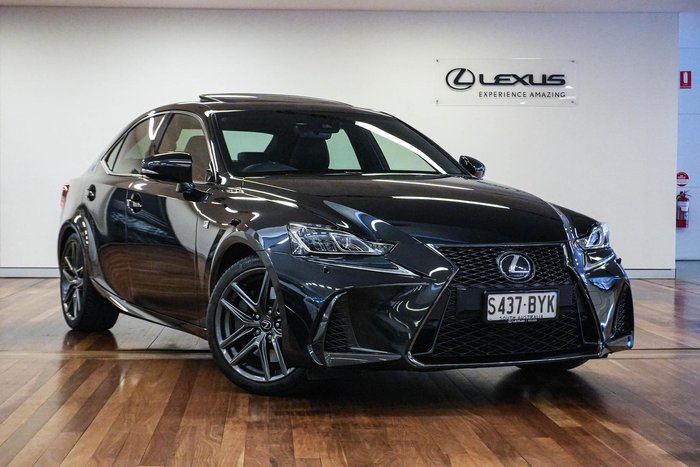 2018 Lexus IS