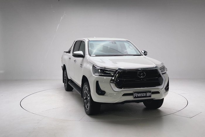 2022 Toyota Hilux SR5