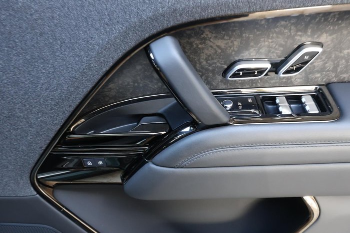 2024 Land Rover Range Rover Sport D350 Autobiography